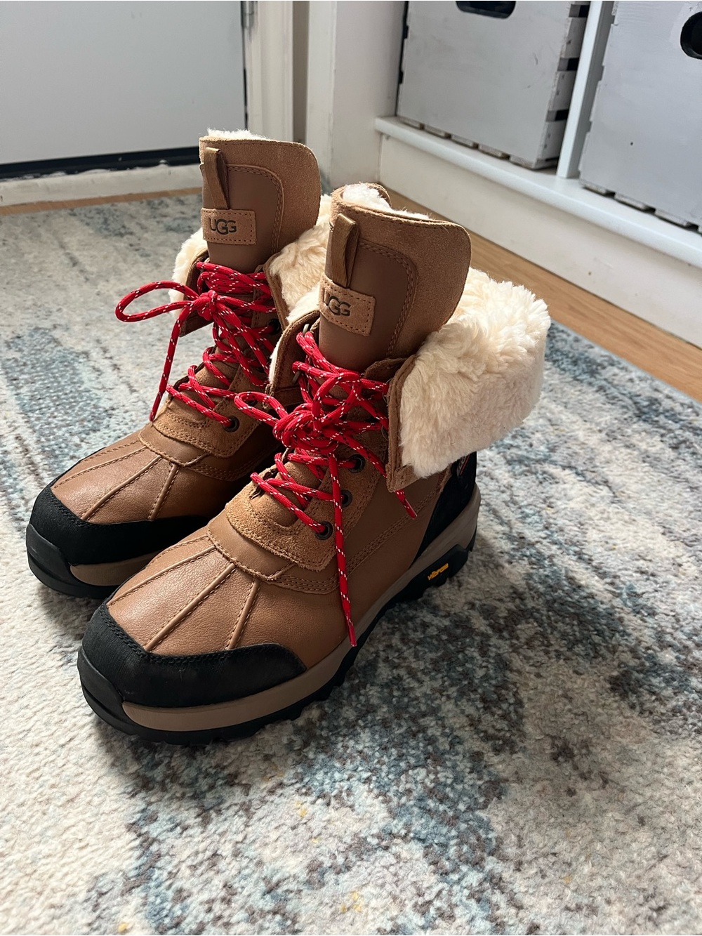 UGG Women’s Tan & Black Fur-Cuff Winter Boots with Red Laces
